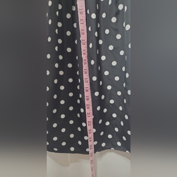 Merona Black and White Polka Dot Vintage Women Top. 🌴 - Picture 6 of 6